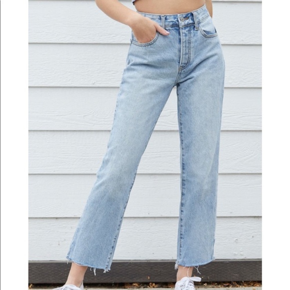 Brandy Melville Light Wash Mom Jeans